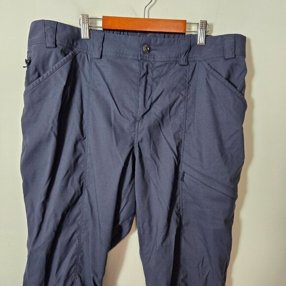 Duluth Trading Co Women's Size 18x29 Dry on the Fly Slim Leg Pants Navy Roll Hem - Picture 2 of 13